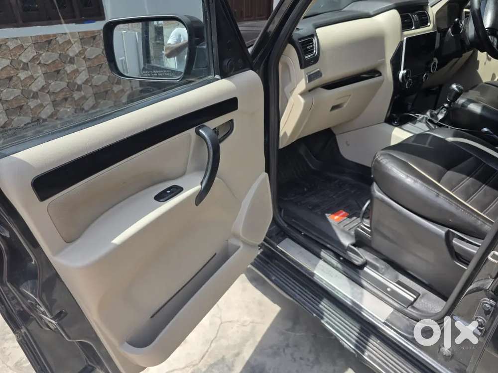 Scorpio Classic S11 Black 2023