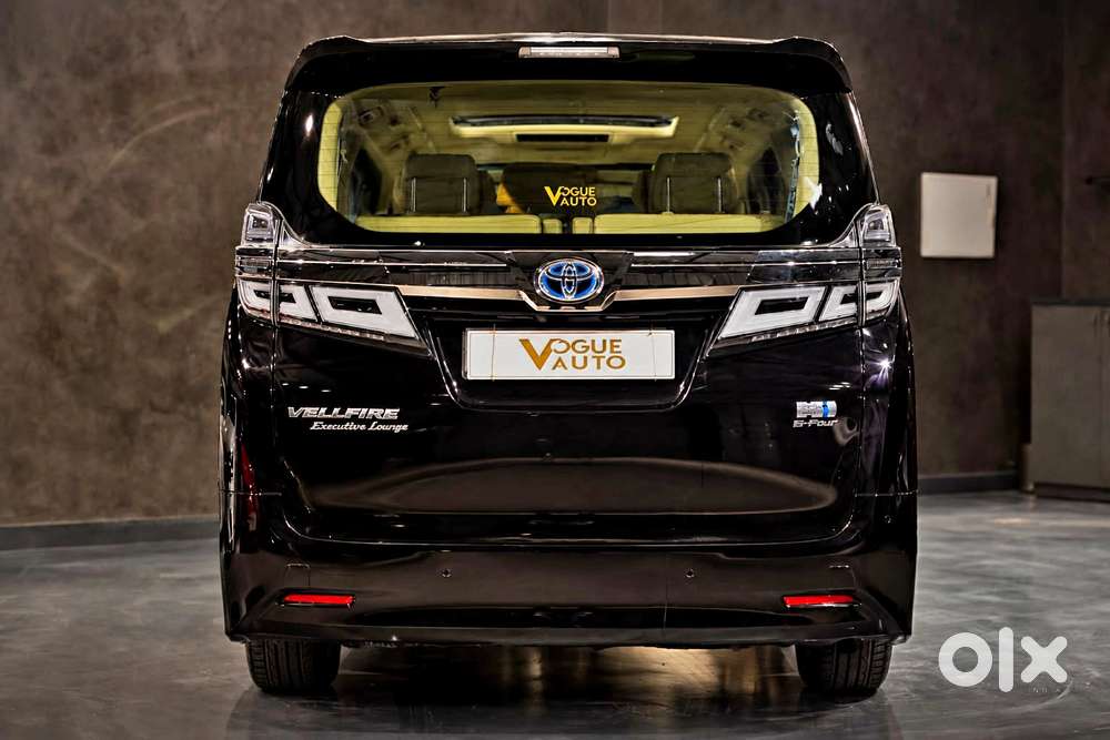 Toyota Vellfire 2.5 Executive Lounge, 2021, Petrol