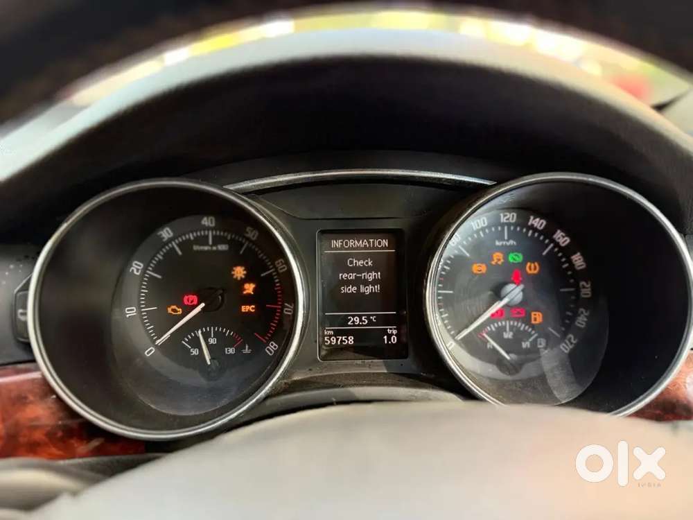 Skoda Superb 2011 Variant
