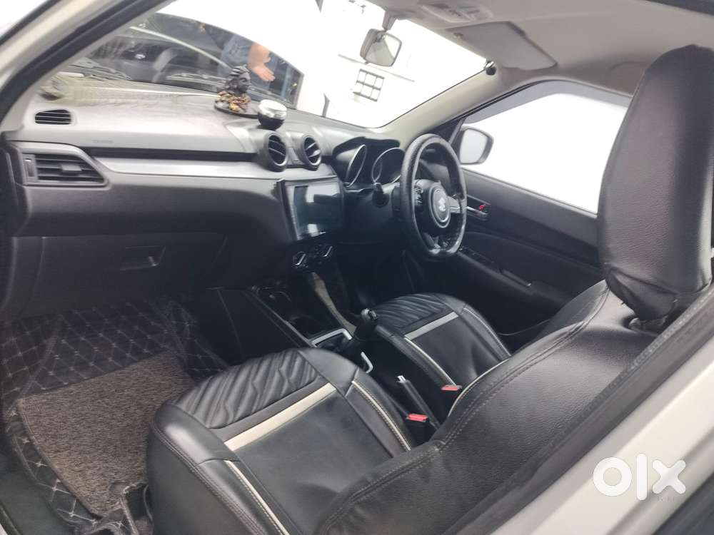 Maruti Suzuki Swift Vxi + Manual, 2023, Petrol