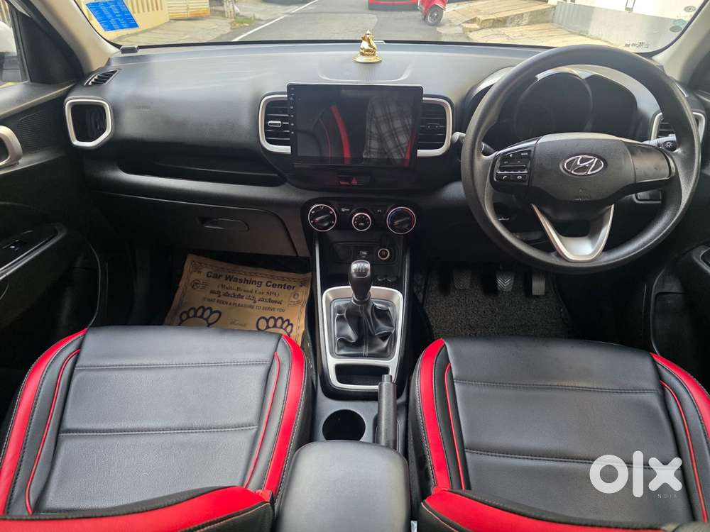 Hyundai Venue S Turbo, 2021, Petrol