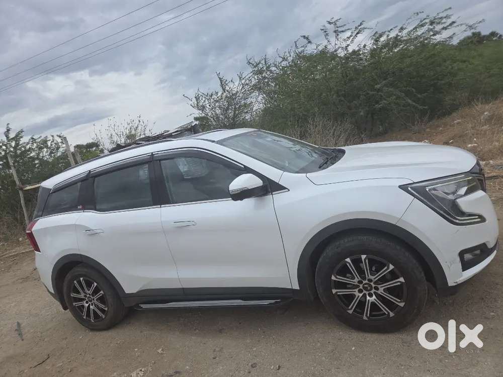 Mahindra Xuv700 Ax7 2023