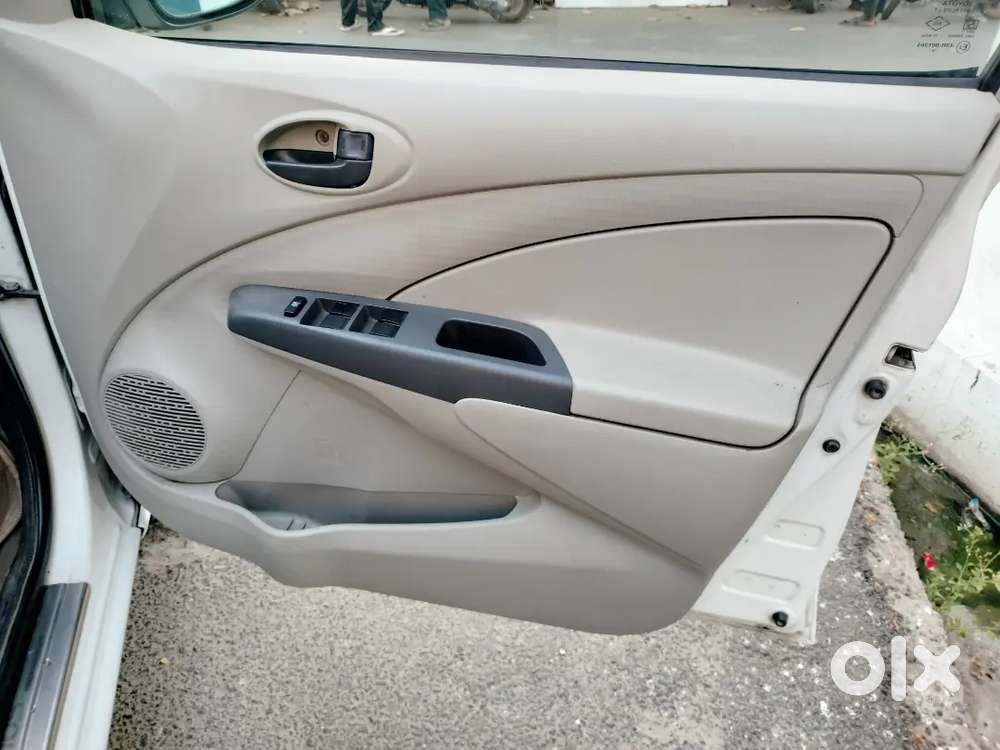 Toyota Etios 2015 Diesel 180000y Km Driven