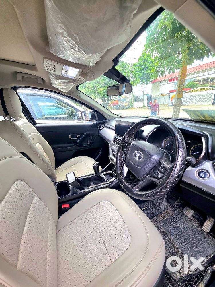 Tata Safari 2.0 Kryotec Xt Plus Dark Edition, 2023, Diesel