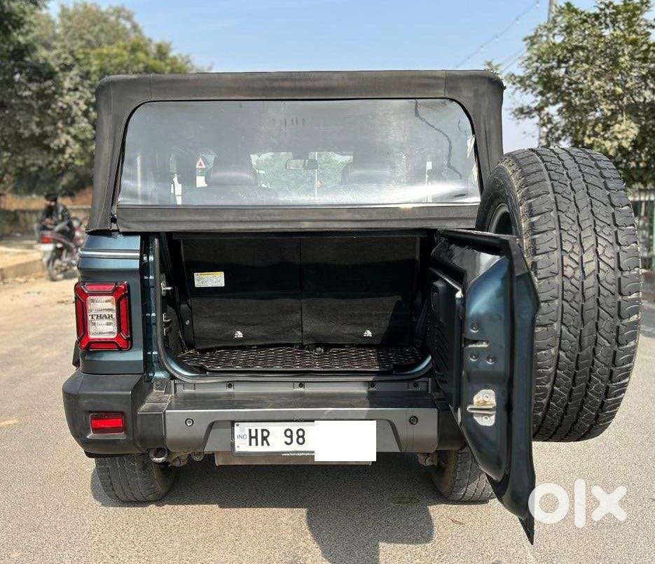 Mahindra Thar Lx 4-str Convertible At, 2021, Petrol