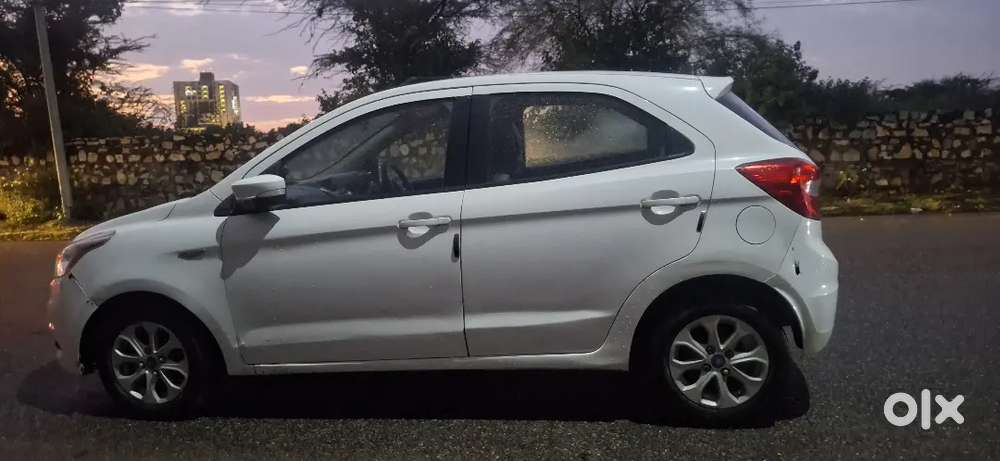 Ford Figo 1.2 Mt 2016