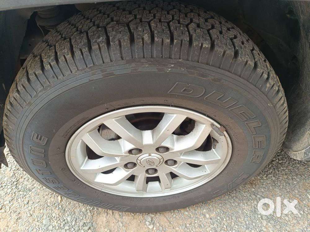 Mahindra Tuv 300 T8, 2019, Diesel