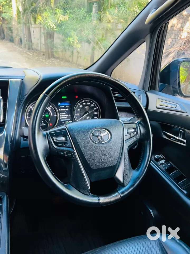 Toyota Vellfire 2.5 Hybrid, 2021, Petrol