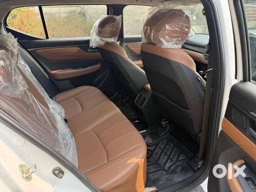Honda Elevate 2025 Petrol 9000 Km Driven