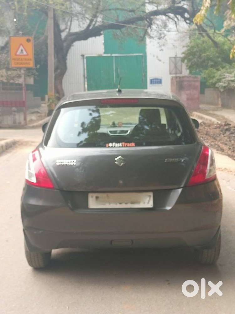 Maruti Suzuki Swift Lxi, 2016, Petrol