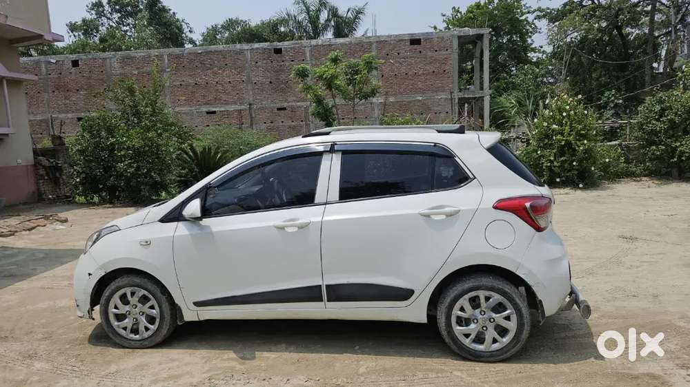 Hyundai Grand I10 2017 Variant Urjant Sell
