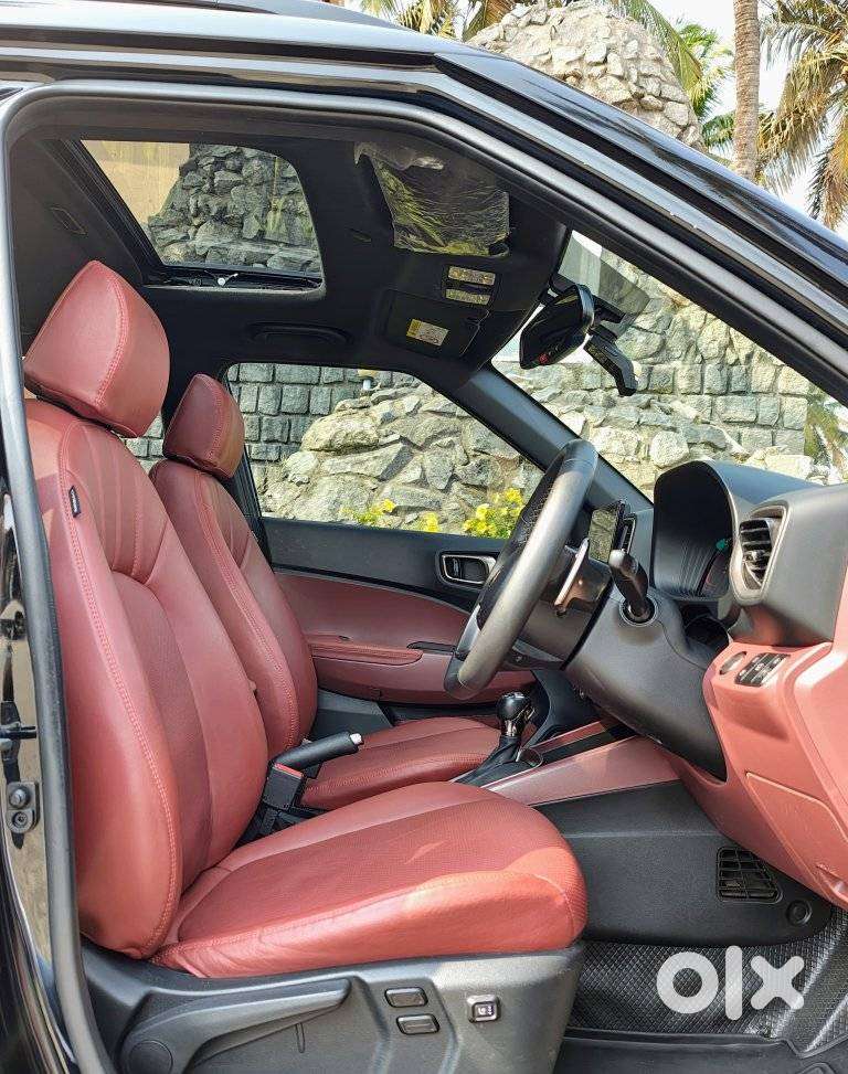 Hyundai Venue 1.0 Sx (o) Turbo Dct, 2024, Petrol