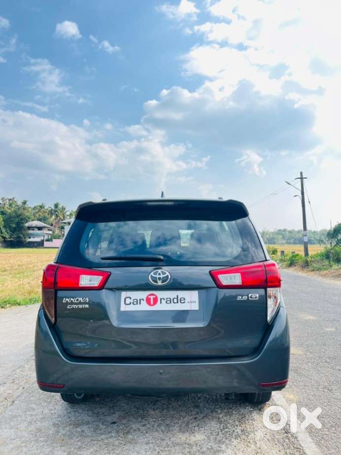 Toyota Innova Crysta 2.4 G Mt 8s, 2017, Diesel