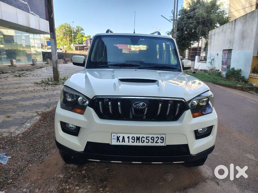 Mahindra Scorpio S10, 2016, Diesel