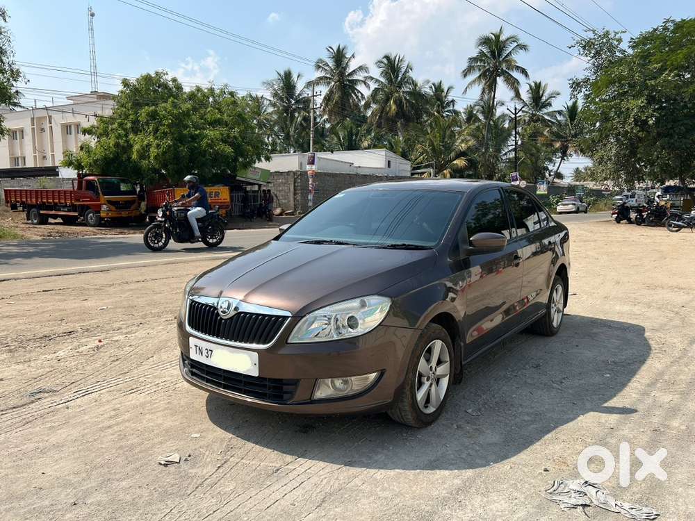 Skoda Rapid 1.5 Tdi Elegance Plus Diesel Automatic