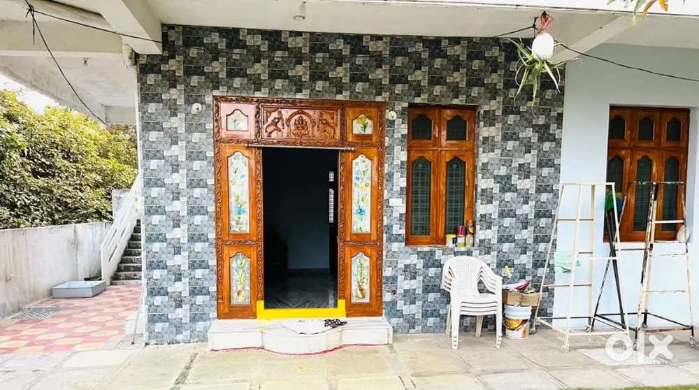 House for Rent ( HINDUS)