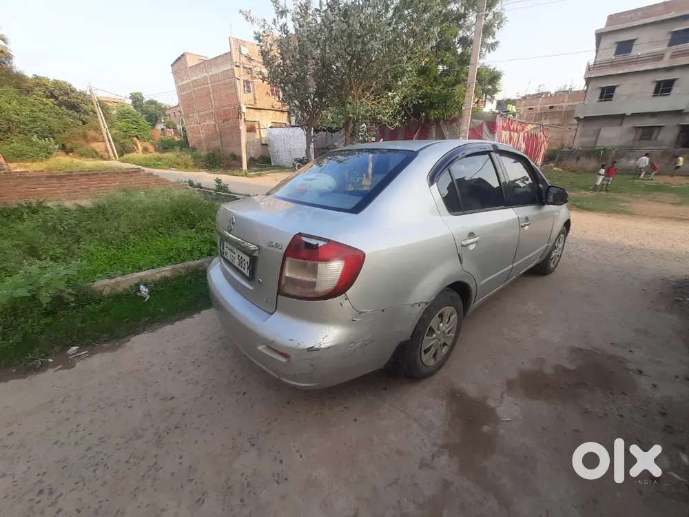 Maruti Suzuki Sx4 Vxi+ Sedan Petrol