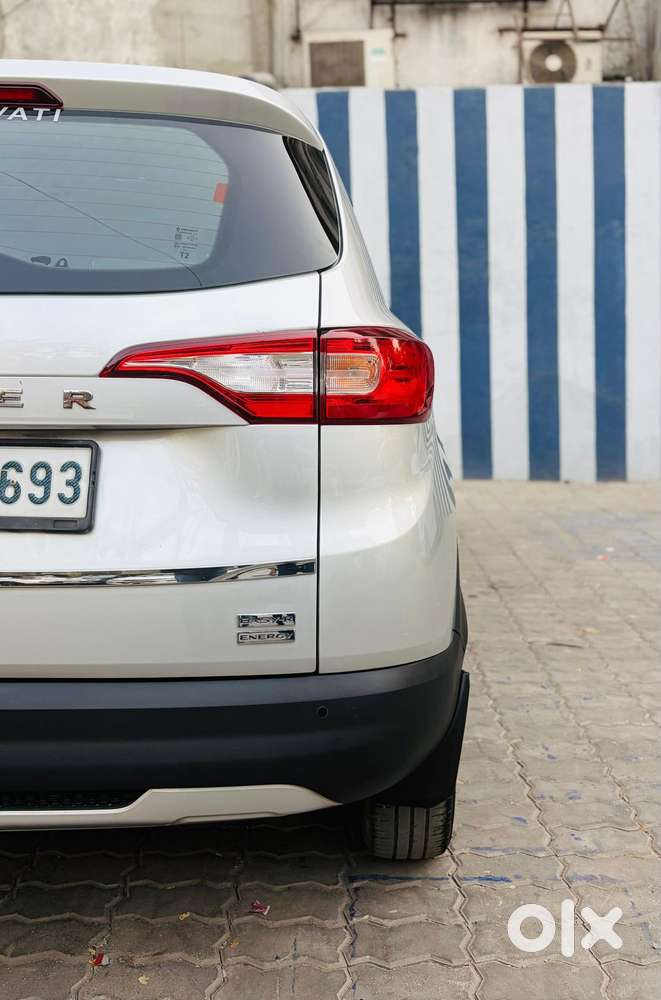 Renault Triber, 2021, Petrol