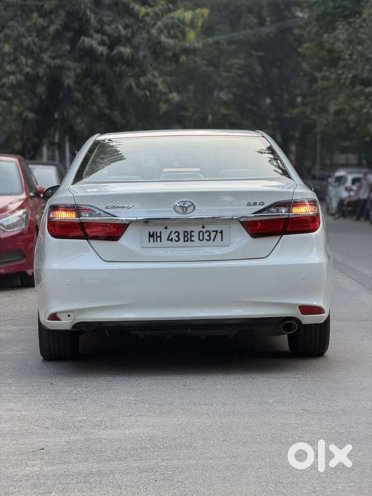 Toyota Camry [ ] 2.5 L At, 2016, Petrol