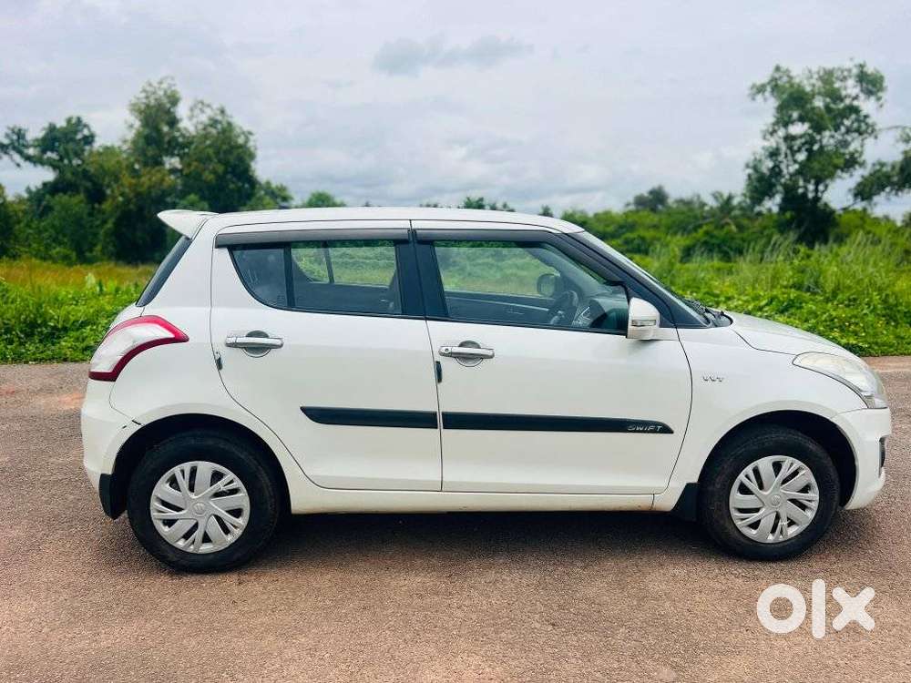 Maruti Suzuki Swift Vxi 1.2 Abs Bs-iv, 2014, Petrol