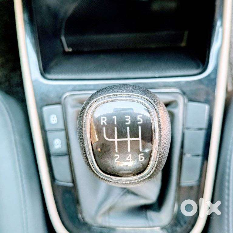 Skoda Slavia Ambition 1.5l Tsi Mt, 2023, Petrol