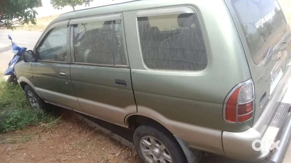 Chevrolet Tavera Neo 2006