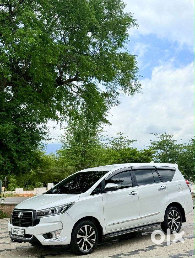 Toyota Innova Crysta 2.4 Z 7 Str, 2025, Diesel