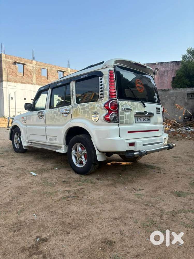 Mahindra Diesel Car 2011