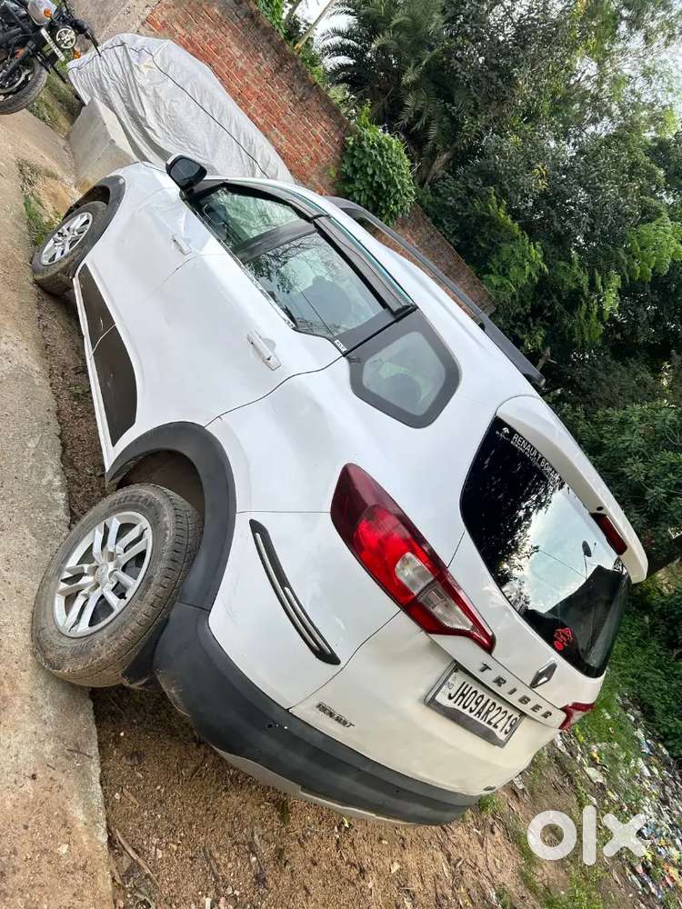 Renault Triber 2019 Petrol Well Maintained