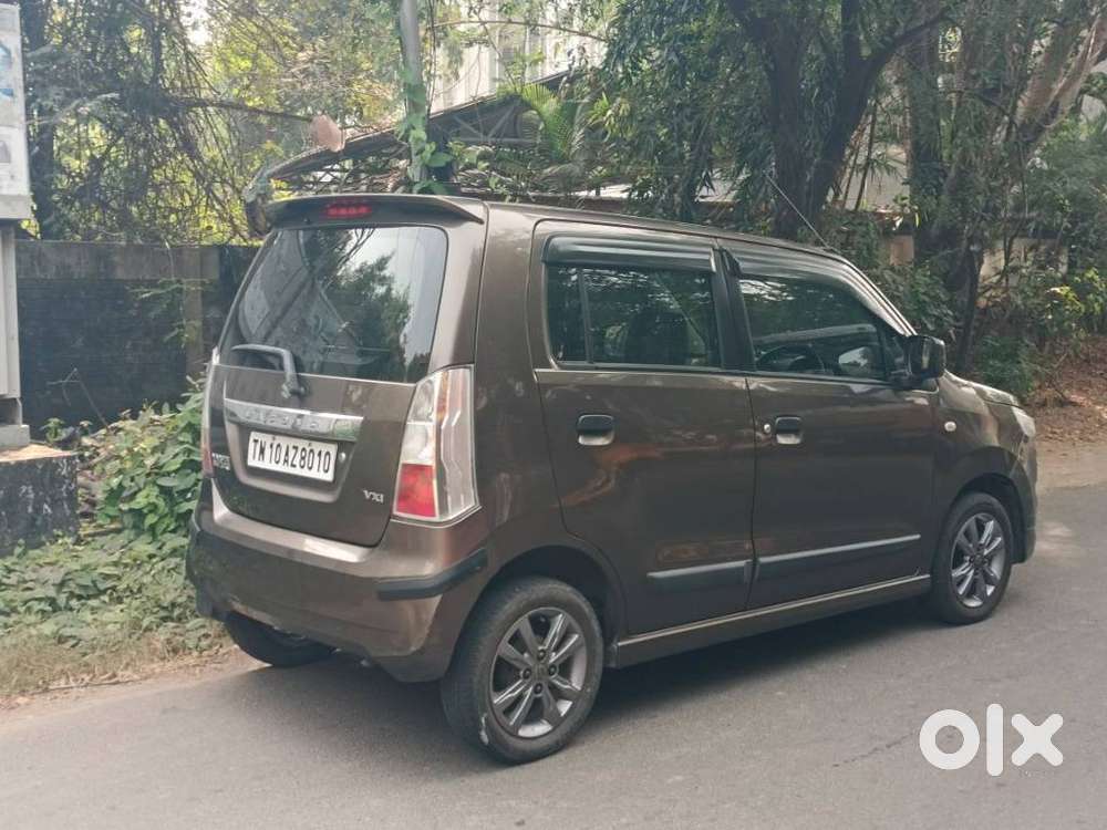 Maruti Suzuki Wagon R Vxi Plus Mt, 2017, Petrol