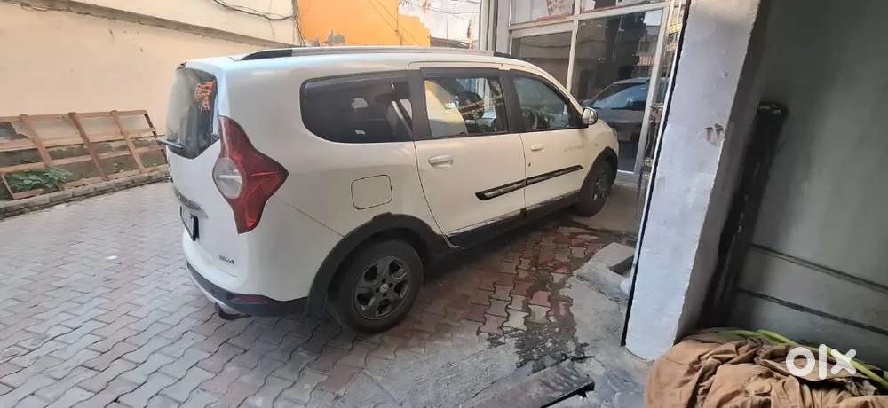 Renault Lodgy 2015 Diesel 156000 Km Driven