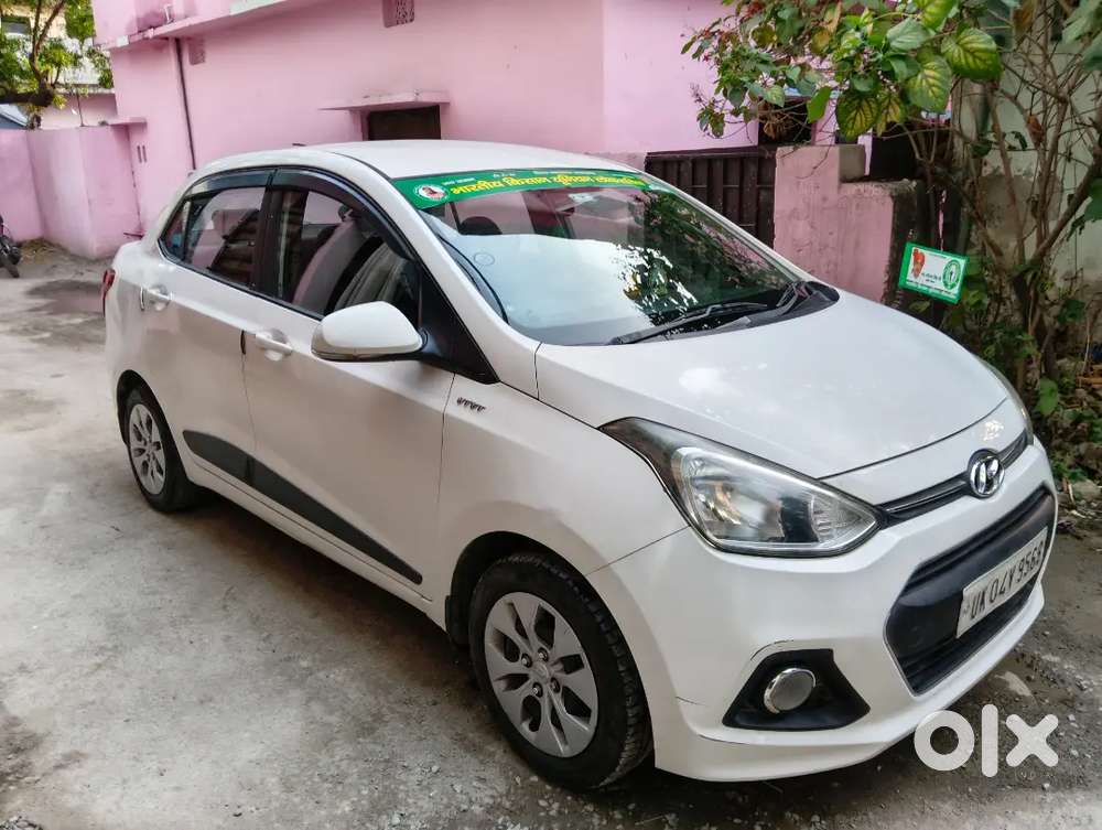 Hyundai Xcent 2016