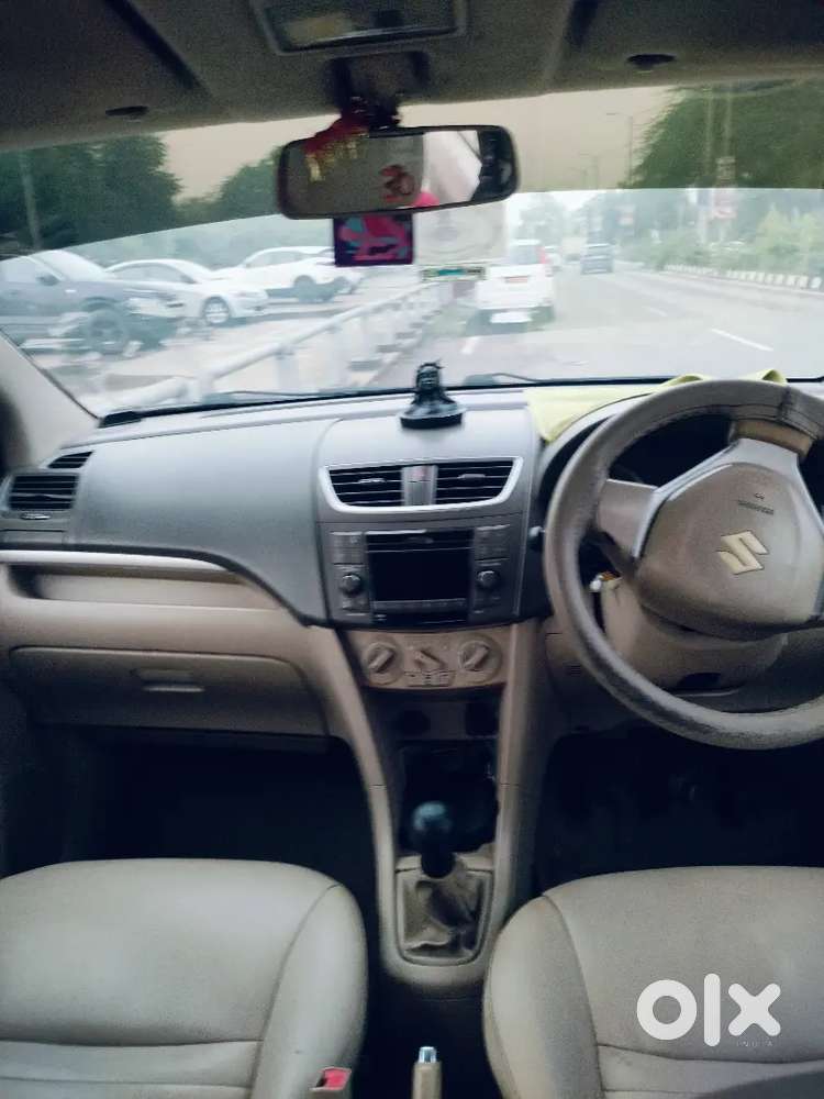 Maruti Suzuki Ertiga Zxi 2013