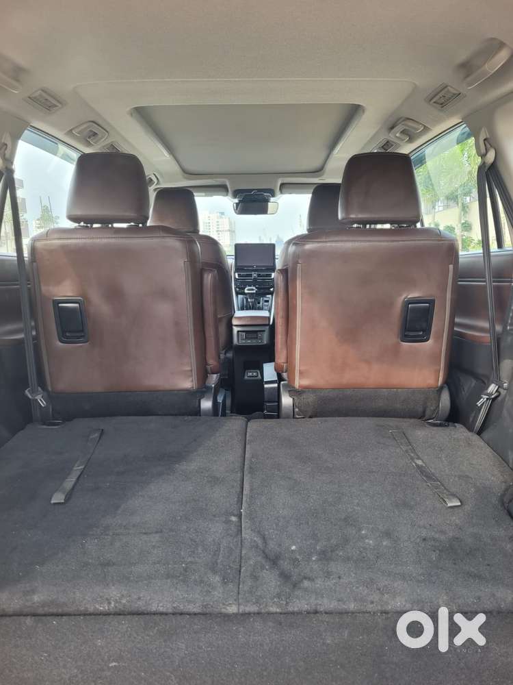 Toyota Innova Hycross 2.0 Zx (o) Hybrid 7 Str, 2023, Cng & Hybrids