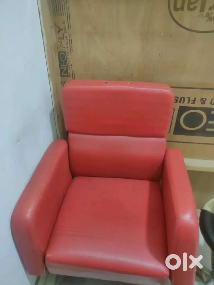 Salon Chairs