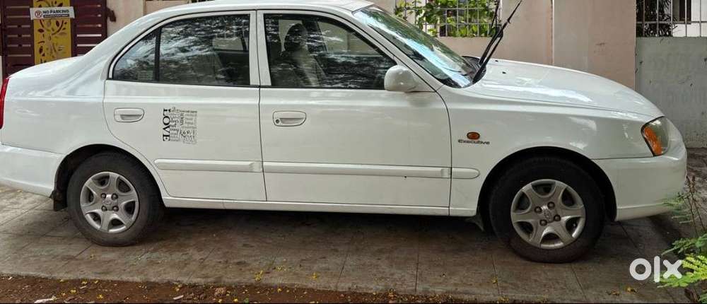 Hyundai Accent White - Perfect Condition -