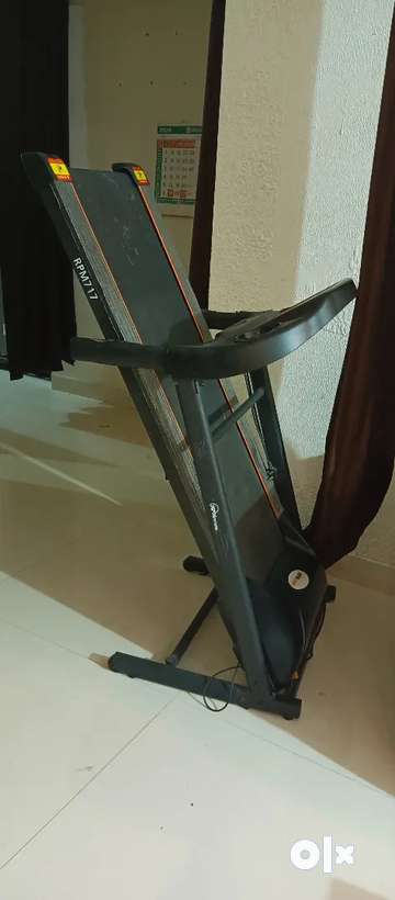 Treadmill RPM 717 2 HP Gym Fitness 1786040193