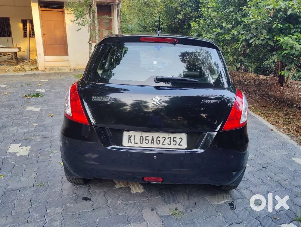 Pristine Single-owner Swift Zxi (2013) - Only 50k Kms