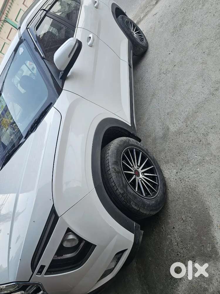 Nyc Car Showroom Condition