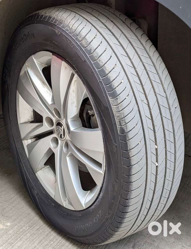 Skoda Kushaq 1.0 Tsi Ambition, 2023, Petrol