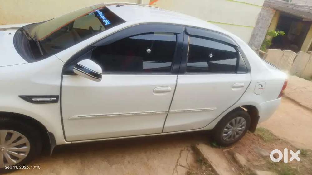 Toyota Etios 2013 Manual Petrol