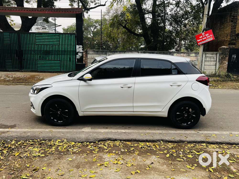 Hyundai I20 Asta 1.2 Ivt, 2018, Petrol