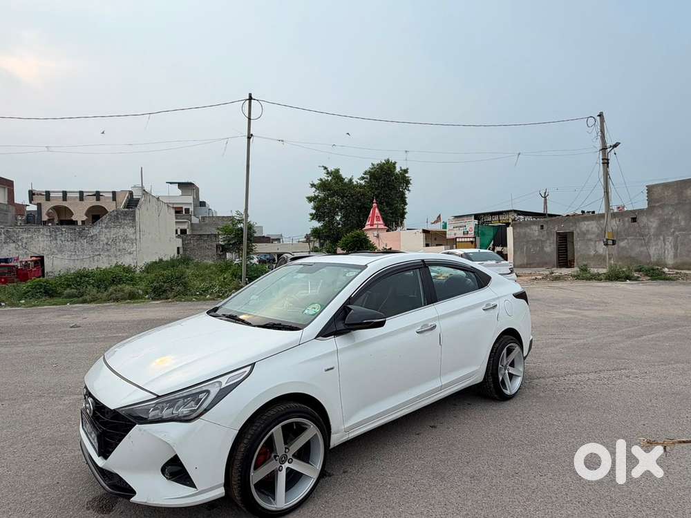 Hyundai Fluidic Verna 2022