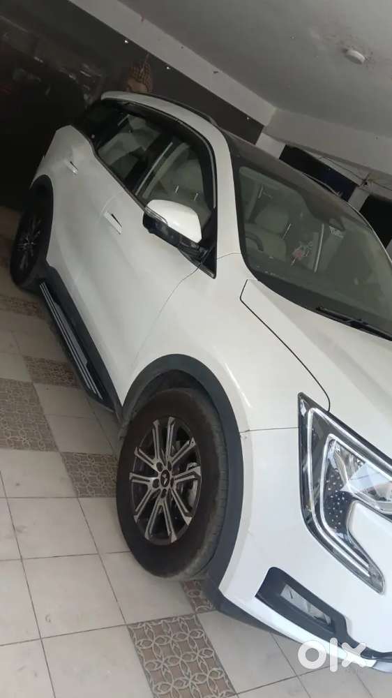 Mahindra Xuv700 Diesel 2025