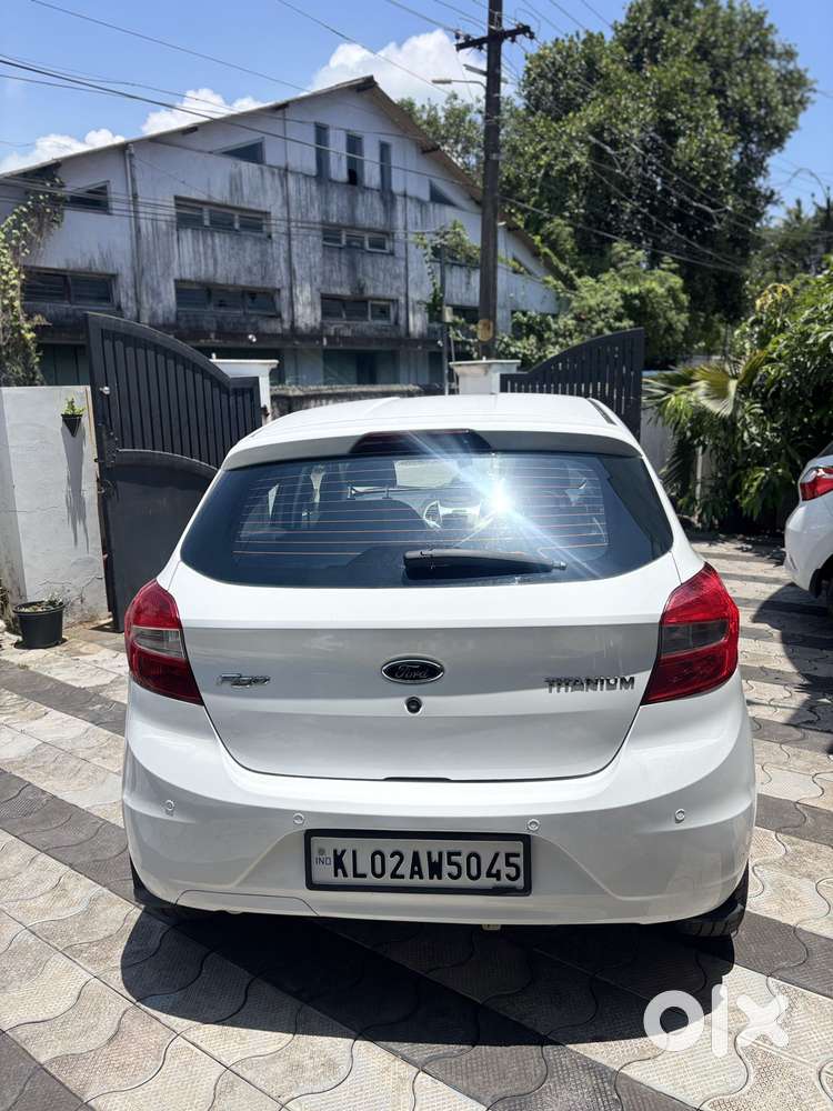 Ford Figo 1.5p Titanium At, 2015, Petrol