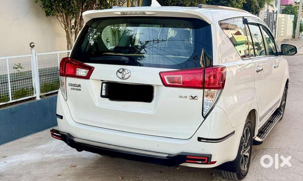 Toyota Innova Crysta 2023 Diesel Well Maintained