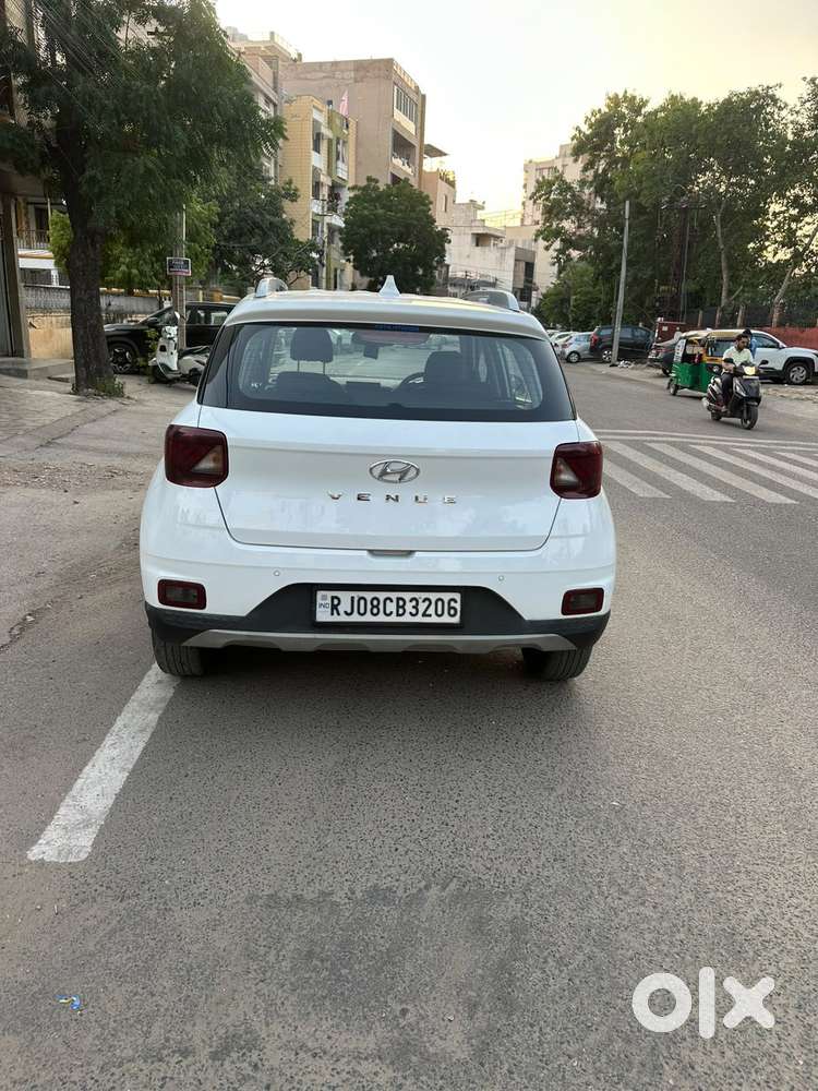 Hyundai Venue 1.2 S Plus, 2021, Petrol