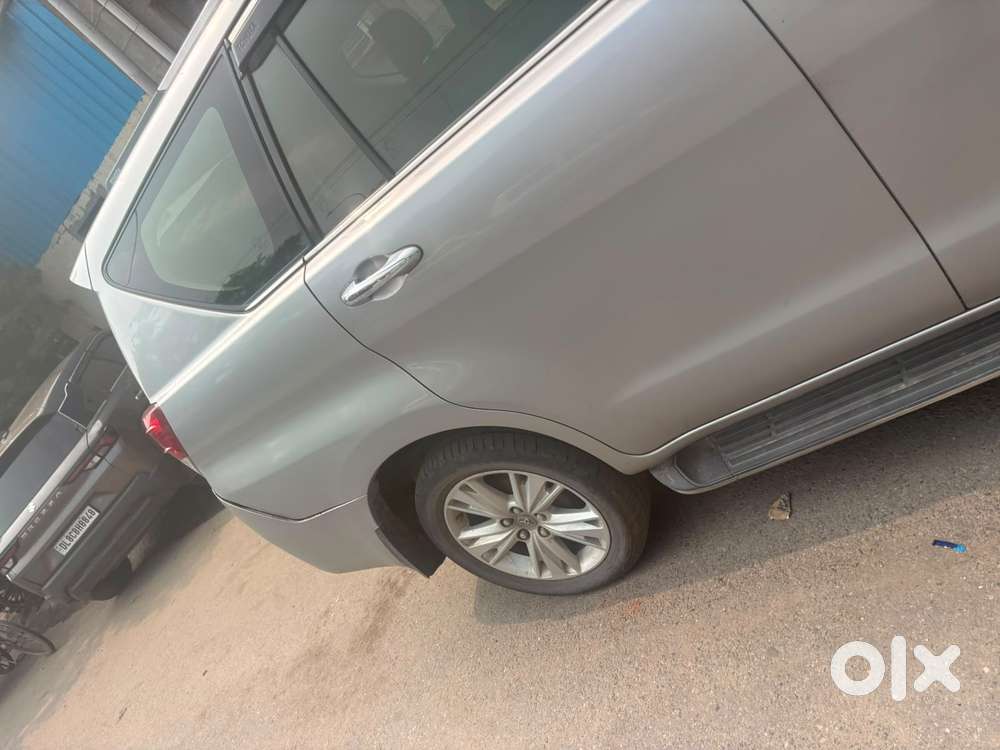 Toyota Innova Crysta 2.8 Zx At 7 Seater, 2019, Diesel