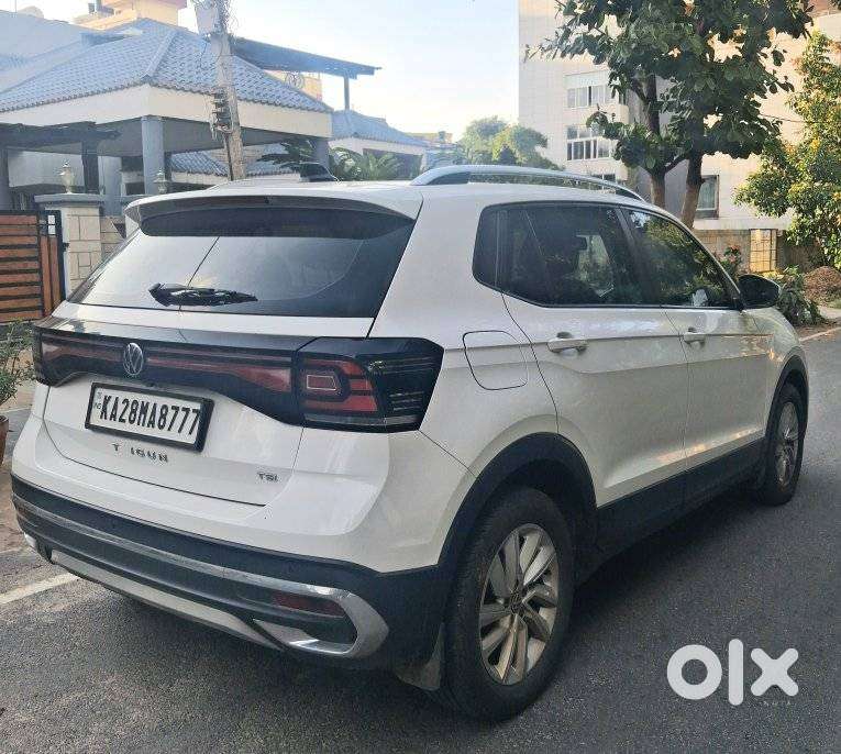Volkswagen Taigun 1.0 TSI Highline, 2023, Petrol