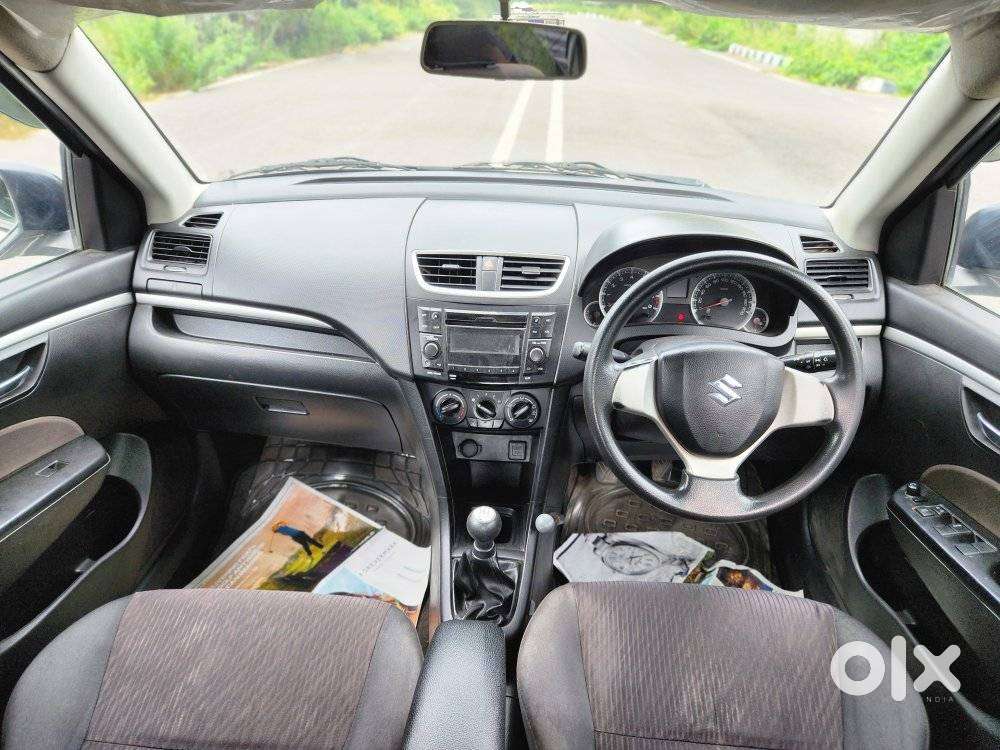 Maruti Suzuki Swift Vxi With Abs, 2016, Petrol